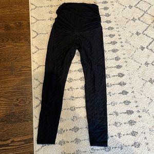 Beyond The Bump-Beyond Yoga size large pants